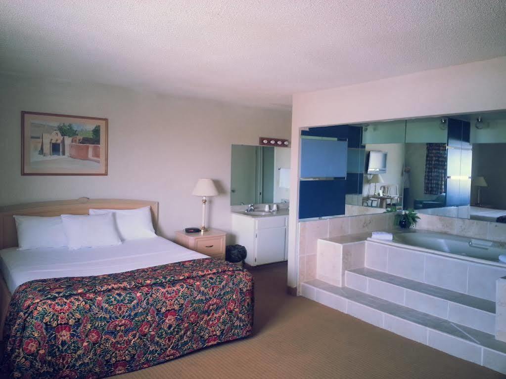 Extend-A-Suites Utep El Paso Extérieur photo
